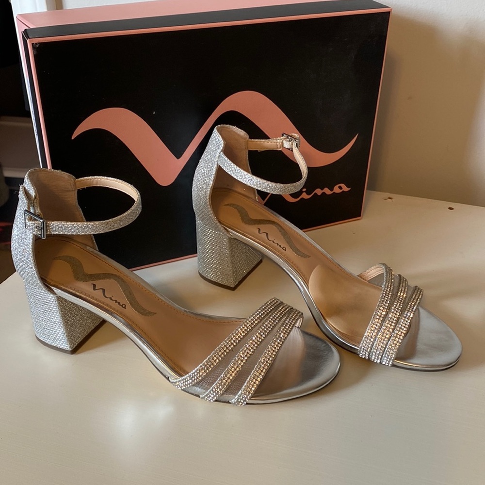Women’s Nina heels